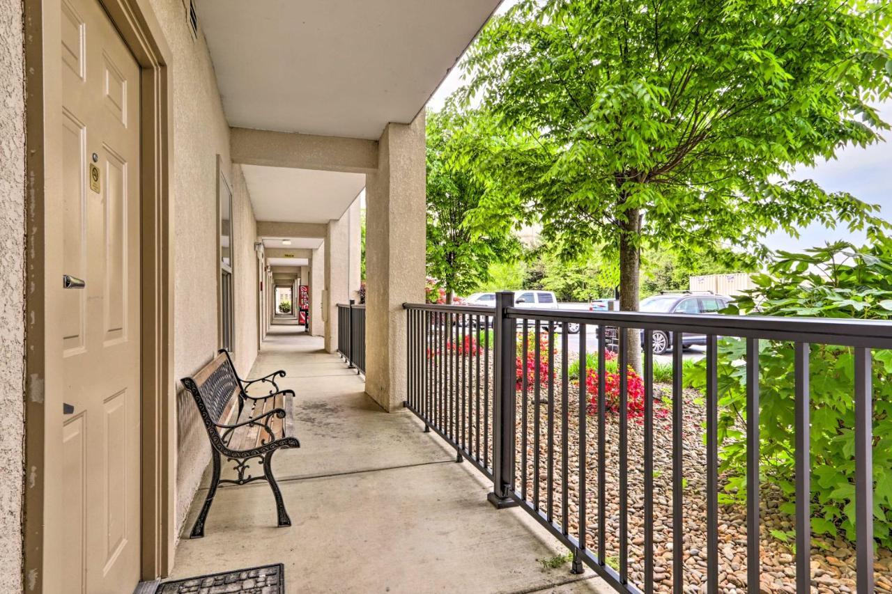 Downtown Pigeon Forge Condo With Pool Access! Экстерьер фото